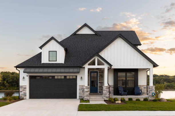 Best Hot Roofs  in Holt, MI
